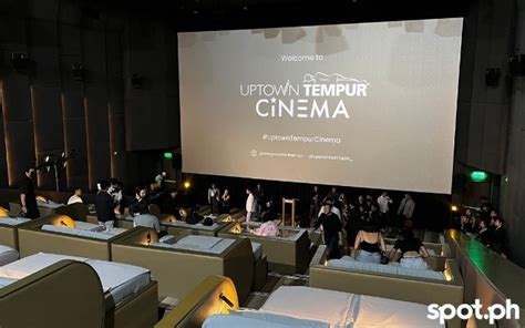 Uptown Mall Cinema 1, Uptown Mall, Taguig .
